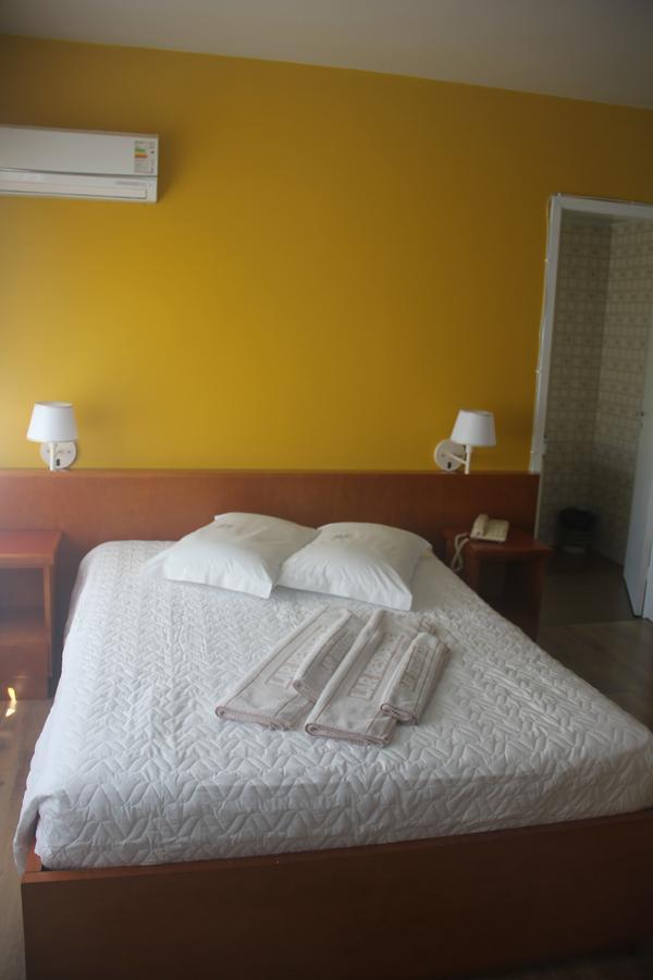 Hotel Lar Residence Porto Alegre Buitenkant foto